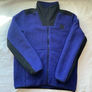 Under Armour Legacy Sherpa Blue / Black Full-Zip Swacket Men’s size Med